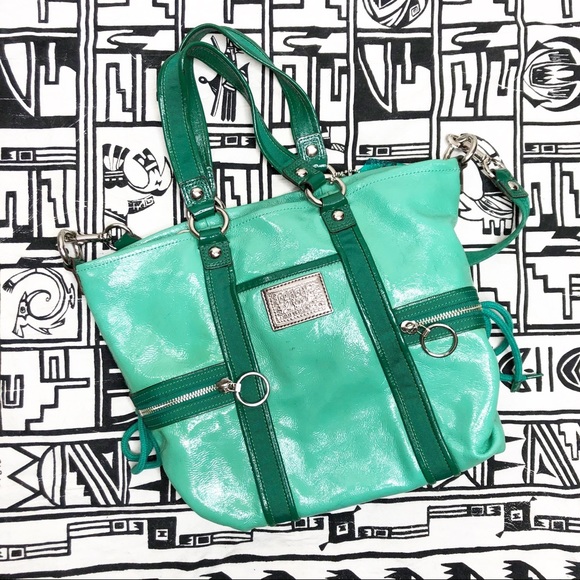 Coach Handbags - 🌿 Coach Poppy Green Handbag with Shoulder Strap
